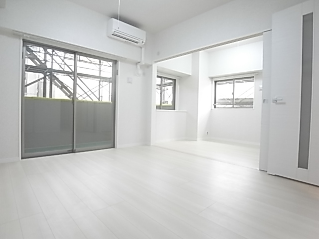 居室・リビング　※建築時の写真です