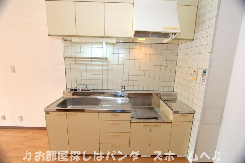 フォレ招提のキッチン写真