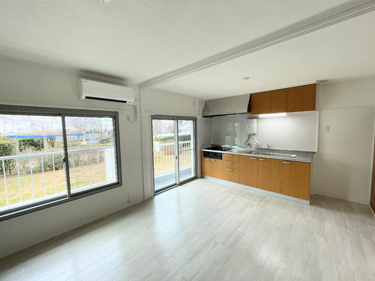 新座団地3街区6号棟Bの居間写真