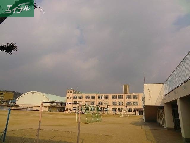 小学校　岡山市立芳田小学校（小学校）まで1310m
