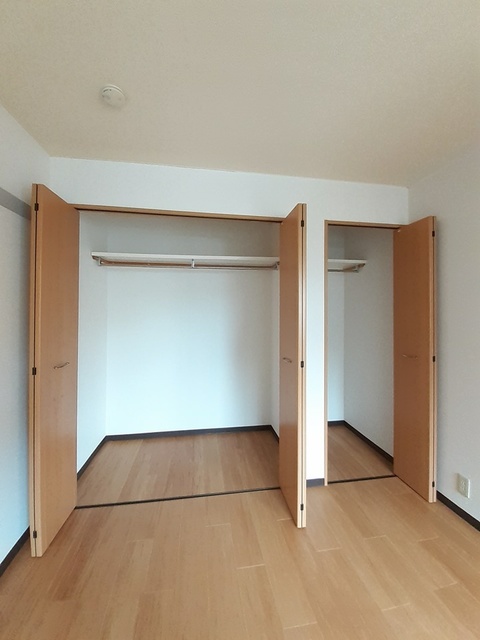 ＪＲ予讃線 国分駅 徒歩19分 2階建 築32年の内装写真