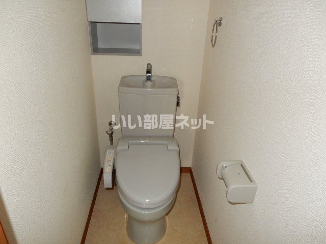 【三島市南町のマンションのトイレ】