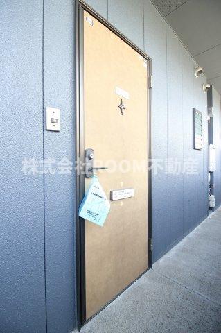 玄関　落ち着いた玄関です