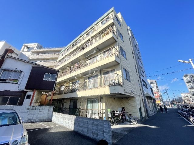 川崎市中原区木月のマンションの建物外観