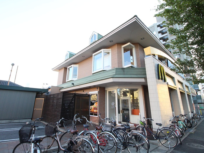 飲食店　マクドナルド（飲食店）まで240m