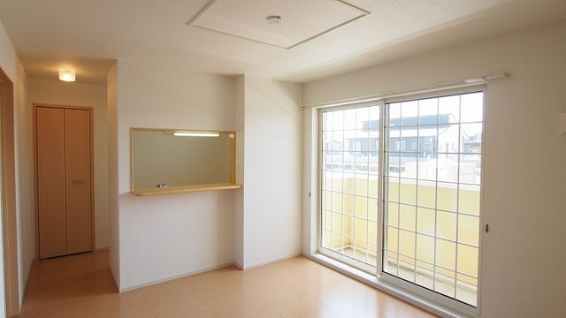 【エステートまがり川２１のその他部屋・スペース】