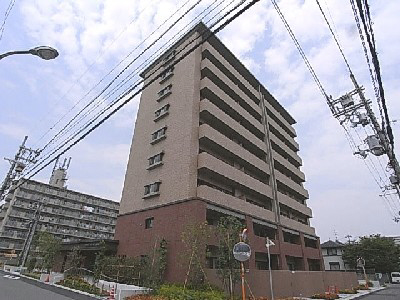 ＢＲＡＶＥＣＯＵＲＴ香里園の建物外観