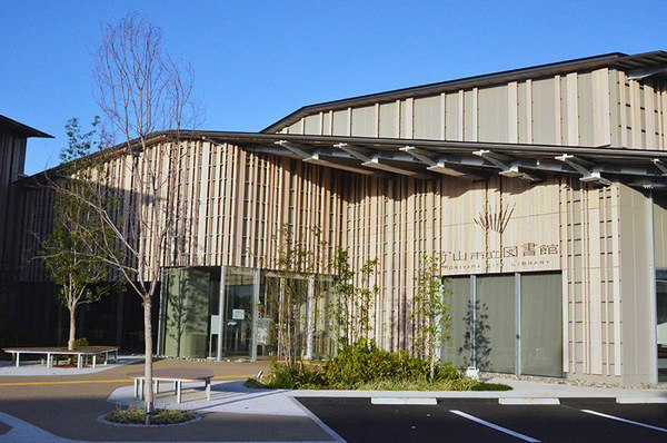 【Anisis守山3　守山市金森町の図書館】