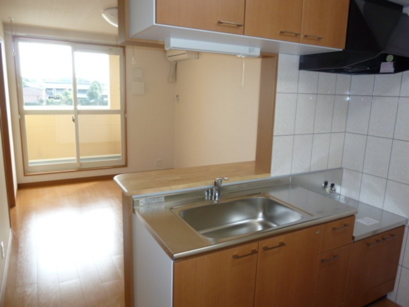 キッチン　図面と現状に相違がある場合には現状を優先