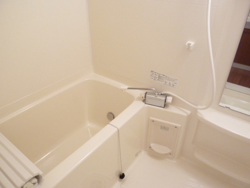 バス・シャワールーム　図面と現状に相違がある場合には現状を優先