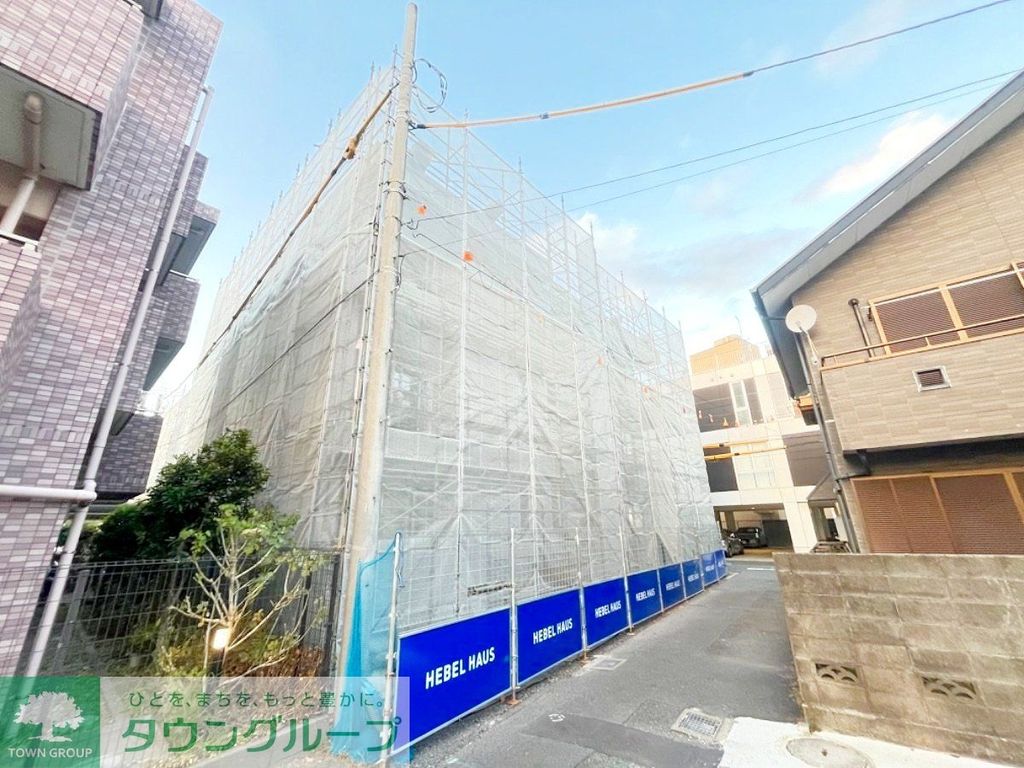 【藤沢市藤沢のマンションの建物外観】