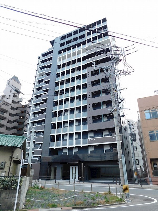 北九州市八幡西区黒崎のマンションの建物外観