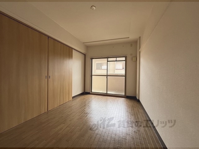 居室・リビング　洋室