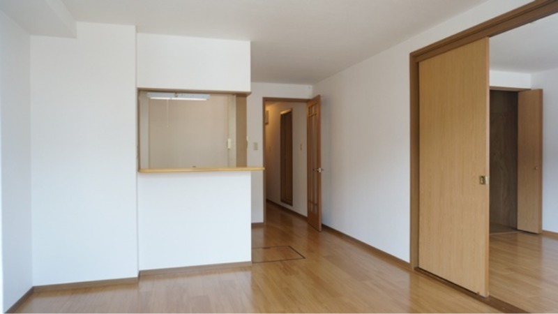 居室・リビング　図面と現状に相違がある場合には現状を優先