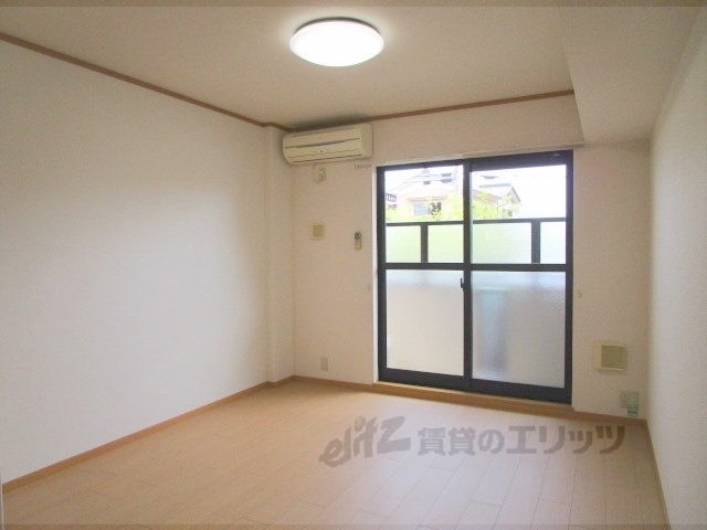 居室・リビング　洋室