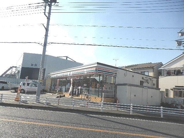 コンビニ　セブンイレブン 越谷下間久里店（コンビニ）まで505m