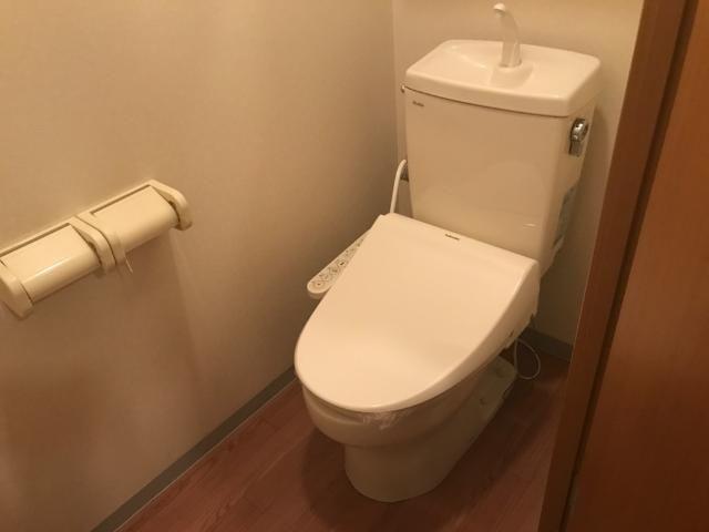 トイレ　トイレ