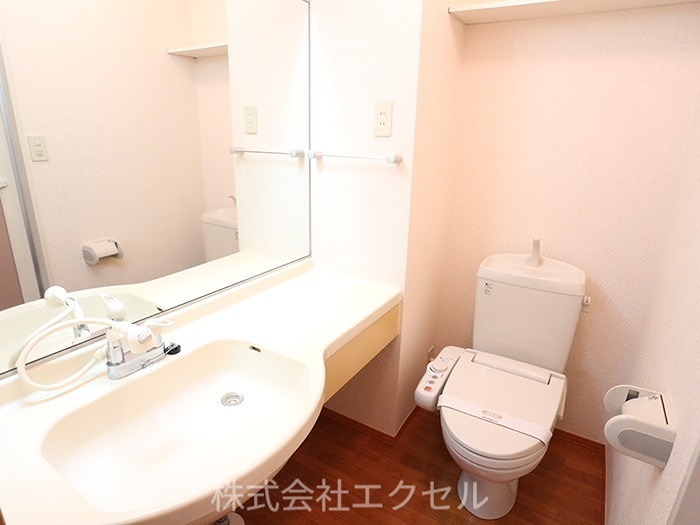 洗面設備　独立洗面台です。