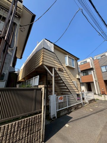 エントランス　外観もきれいです