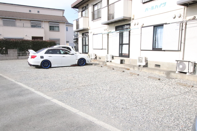 駐車場　敷地内駐車場（要空き確認）