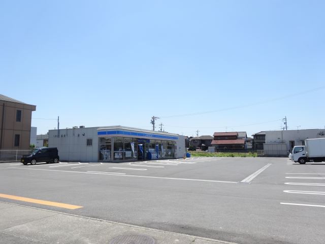 コンビニ　ローソン（コンビニ）まで390m