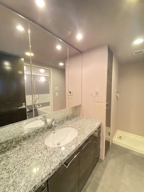 洗面設備　洗面所