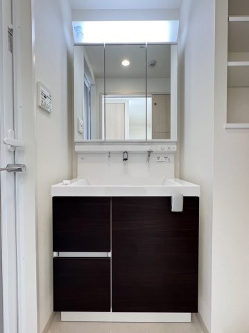 洗面設備　※別部屋写真