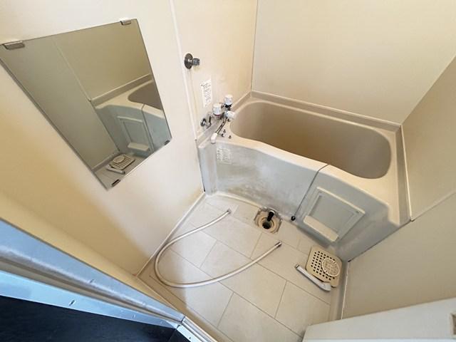 バス・シャワールーム　浴室