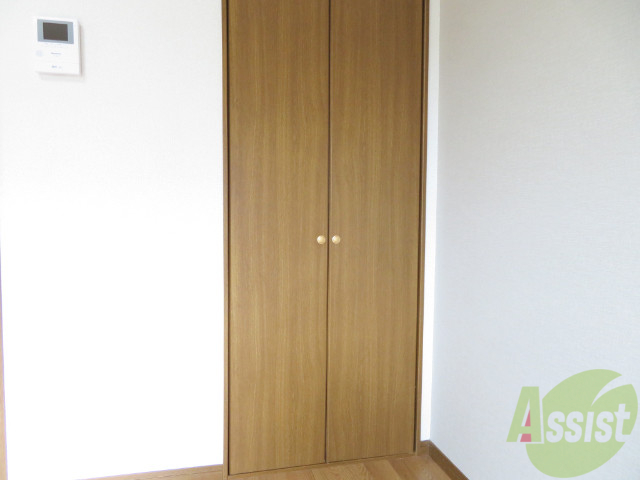 収納　洋室のクローゼットがありました。荷物が沢山あっても大丈夫。