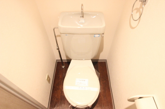 トイレ　※別部屋の写真です