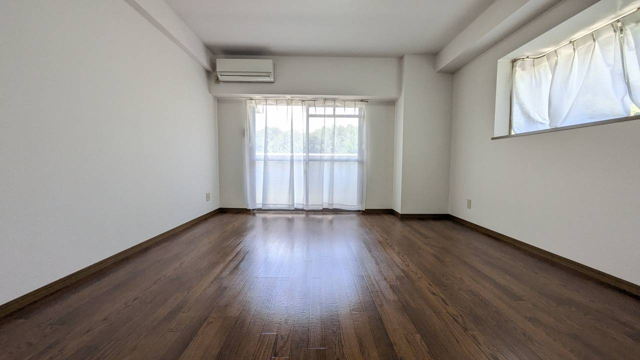 居室・リビング　リビング