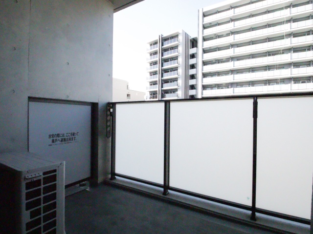 バルコニー　※別室の参考写真の為、現況優先です。