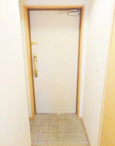 玄関　ブルーフォレスト