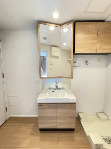 洗面設備　別部屋参考画像