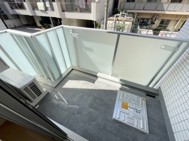 バルコニー　別部屋参考画像