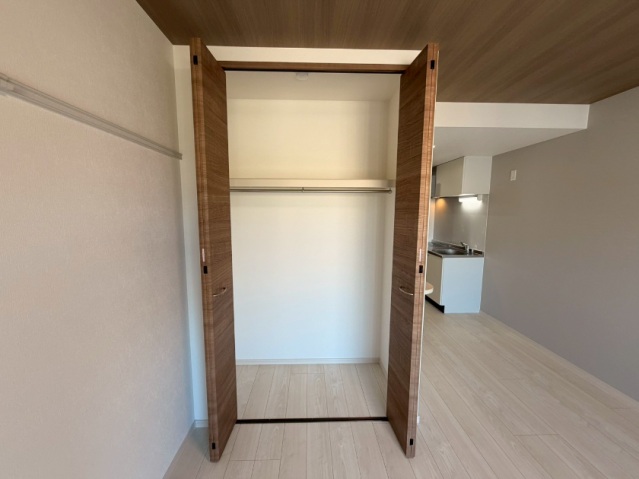 収納　シューズケース