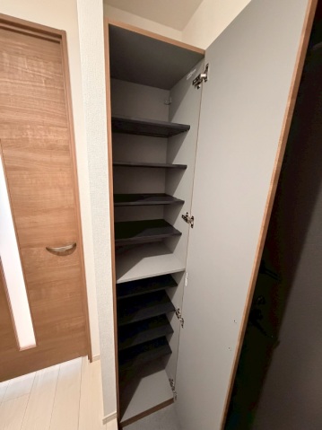 玄関　シューズケース