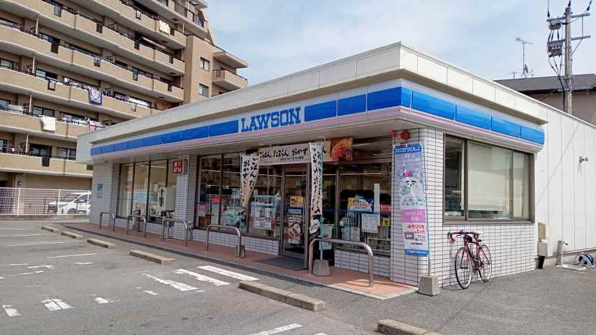 コンビニ　ローソン春日須玖南店（コンビニ）まで792m
