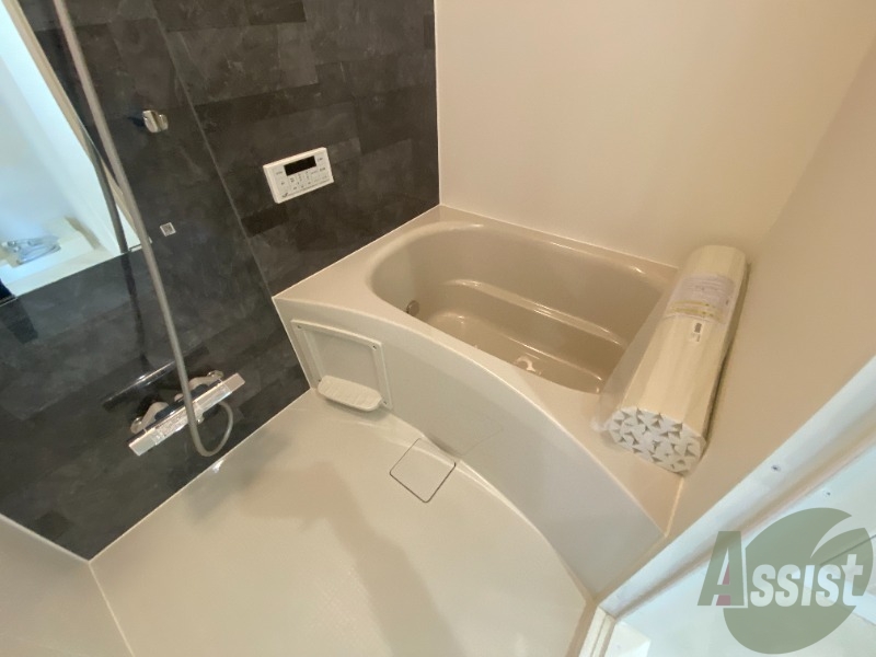 バス・シャワールーム　お風呂は清潔感が有り、一日の疲れを癒せます。