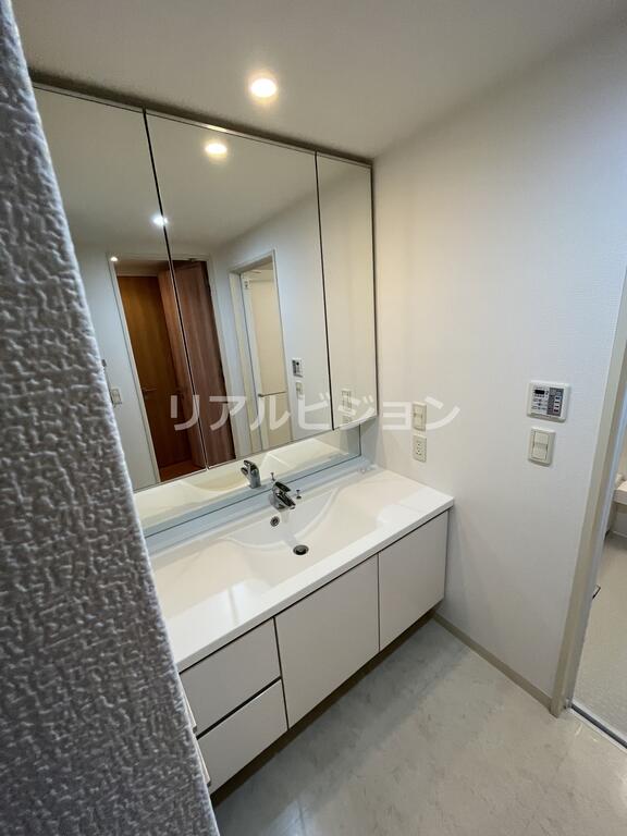 洗面設備　別部屋参考写真