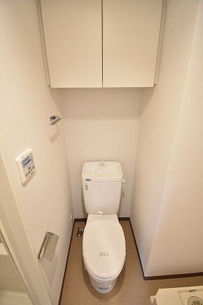 トイレ　（別タイプ参考写真）フェニックス池袋参番館　豊島区池袋4