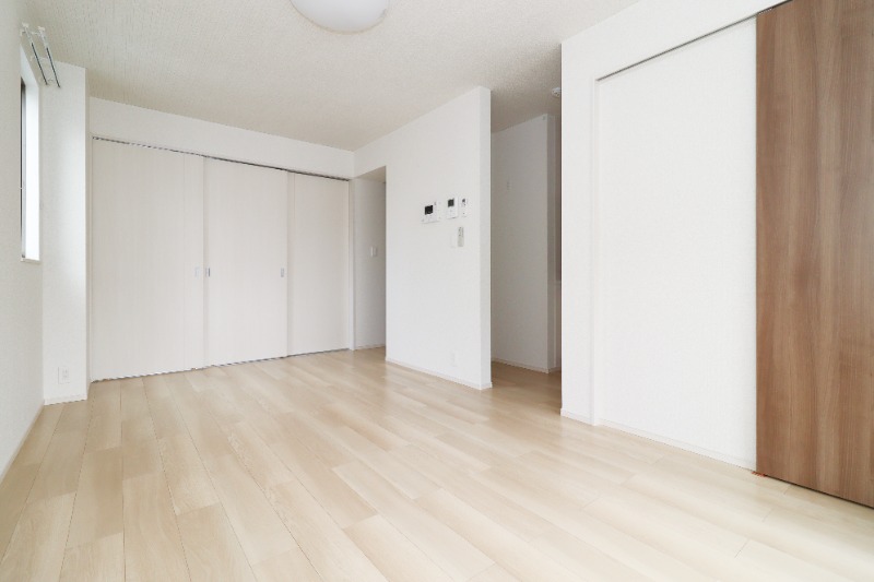 居室・リビング　図面と現状に相違がある場合には現状を優先