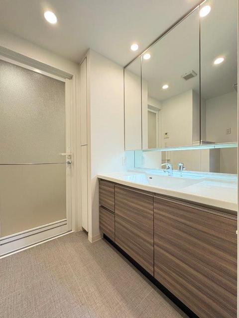 洗面設備　洗面所