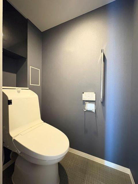 トイレ　温水洗浄暖房便座