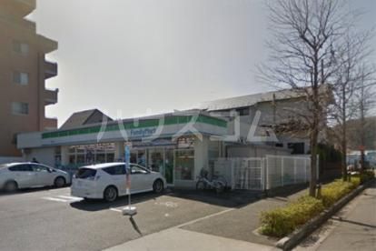 コンビニ　ファミリーマート稲城矢野口店（コンビニ）まで611m