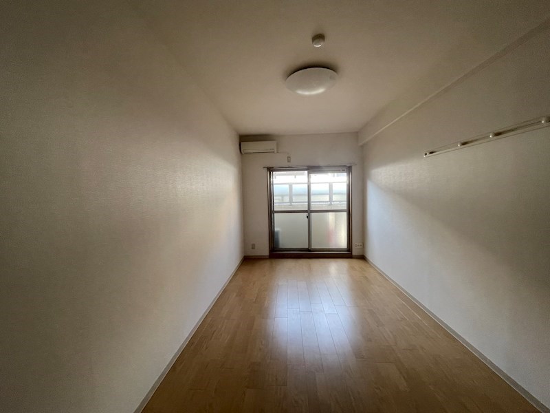 居室・リビング　※同タイプの他のお部屋です