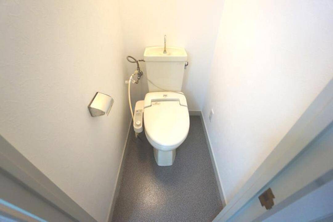 トイレ　トイレ