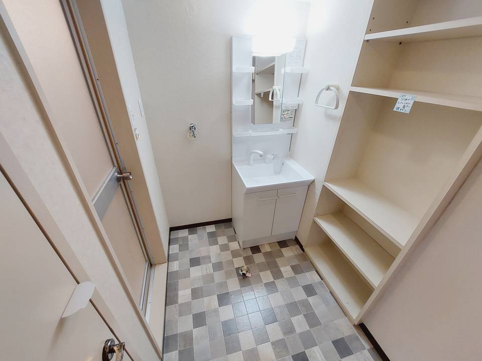 洗面設備　洗濯機置場