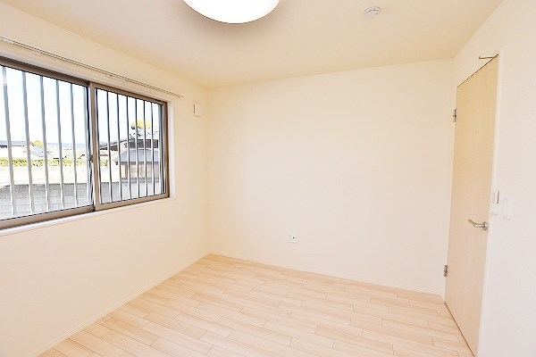 その他部屋・スペース　★洋室5帖★