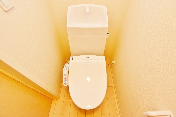 トイレ　★温水洗浄便座トイレ★